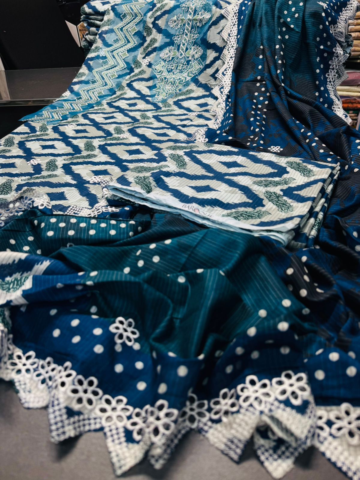 BAROOQUE 3-Piece Chikankari Lawn Suit | Summer Collection with Printed Cutwork Dupatta